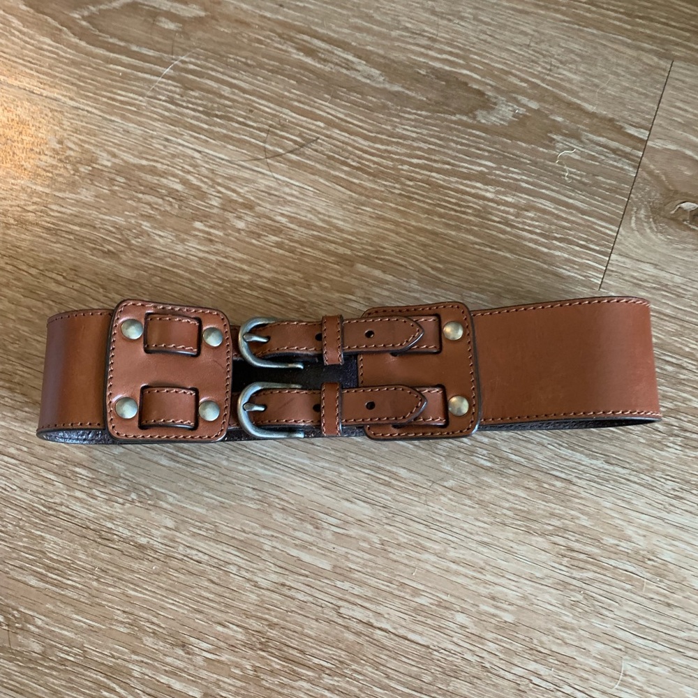 Tan waist belt